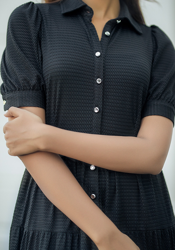 HAZEL BLACK COLLAR DRESS 