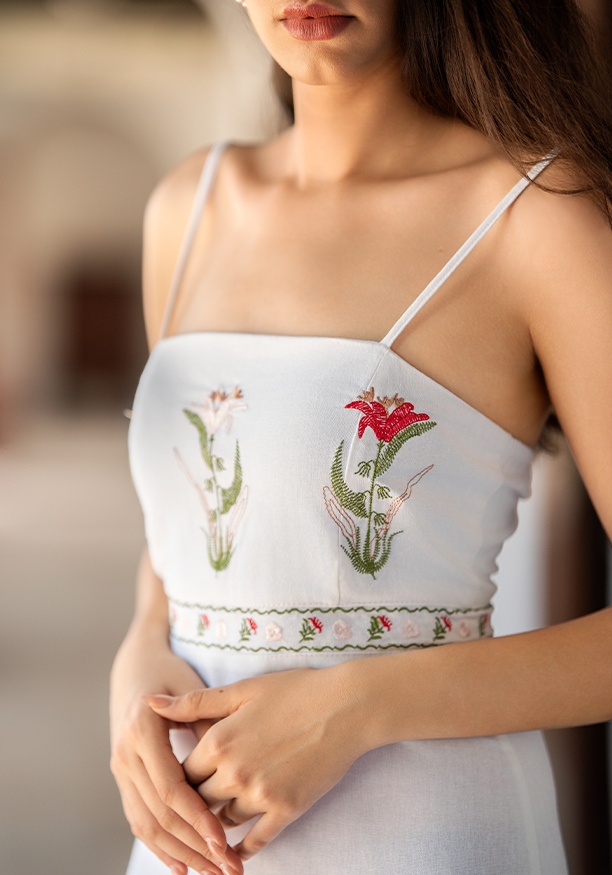 FLARE MAXI EMBROIDERY DRESS