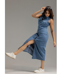 SLEEVELESS LIGHT BLUE DENIM DRESS