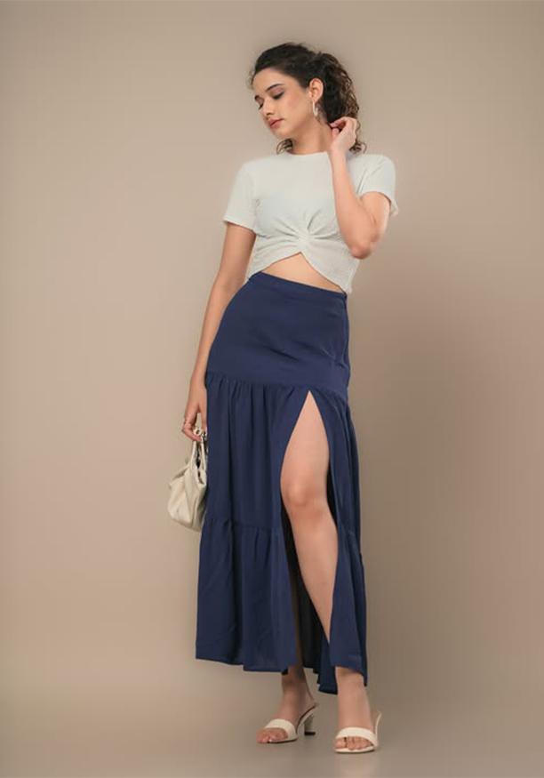 LAENIY NAVY SKIRT