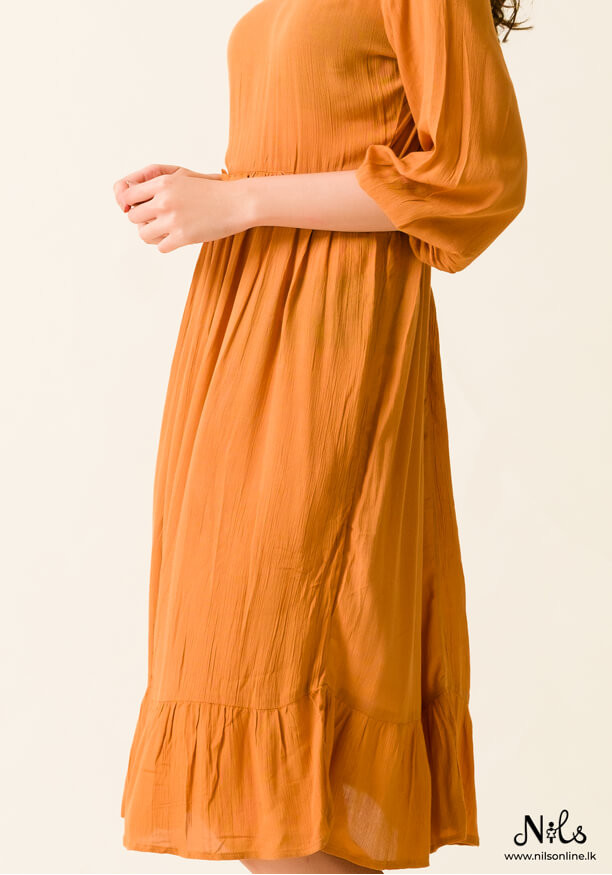 frock with balloon sleeves