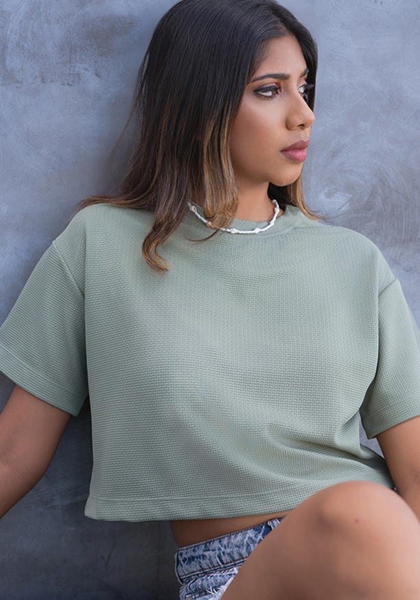 BRILLIE GREEN CROP T SHIRT