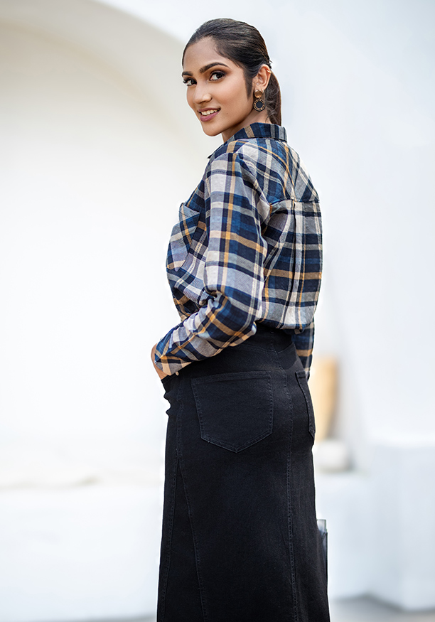 TIARA NAVY CHECK LONG SLEEVE BLOUSE 