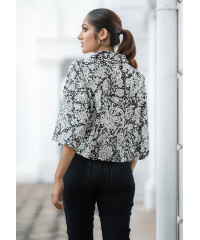 RYLEE BLACK PRINTED BLOUSE