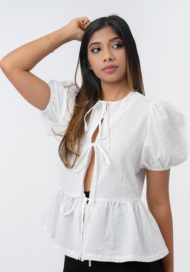 WHITE PUFF SLEEVE BOW TOP