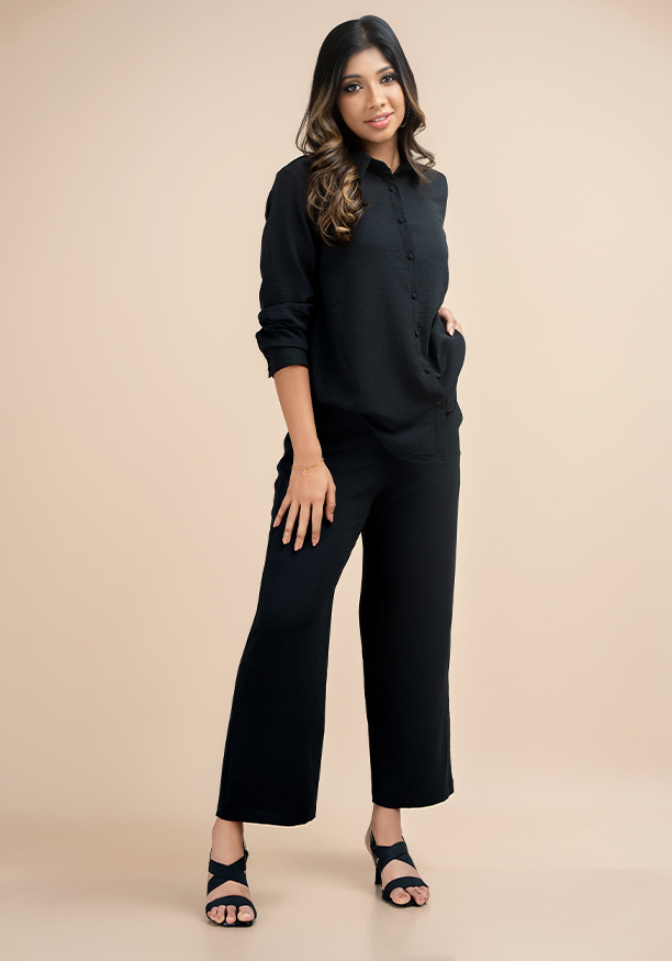 LILA BAGGY BLACK PANT 