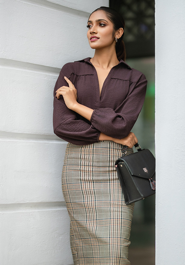ELINNY FITTED PENCIL CUT BROWN SKIRT 